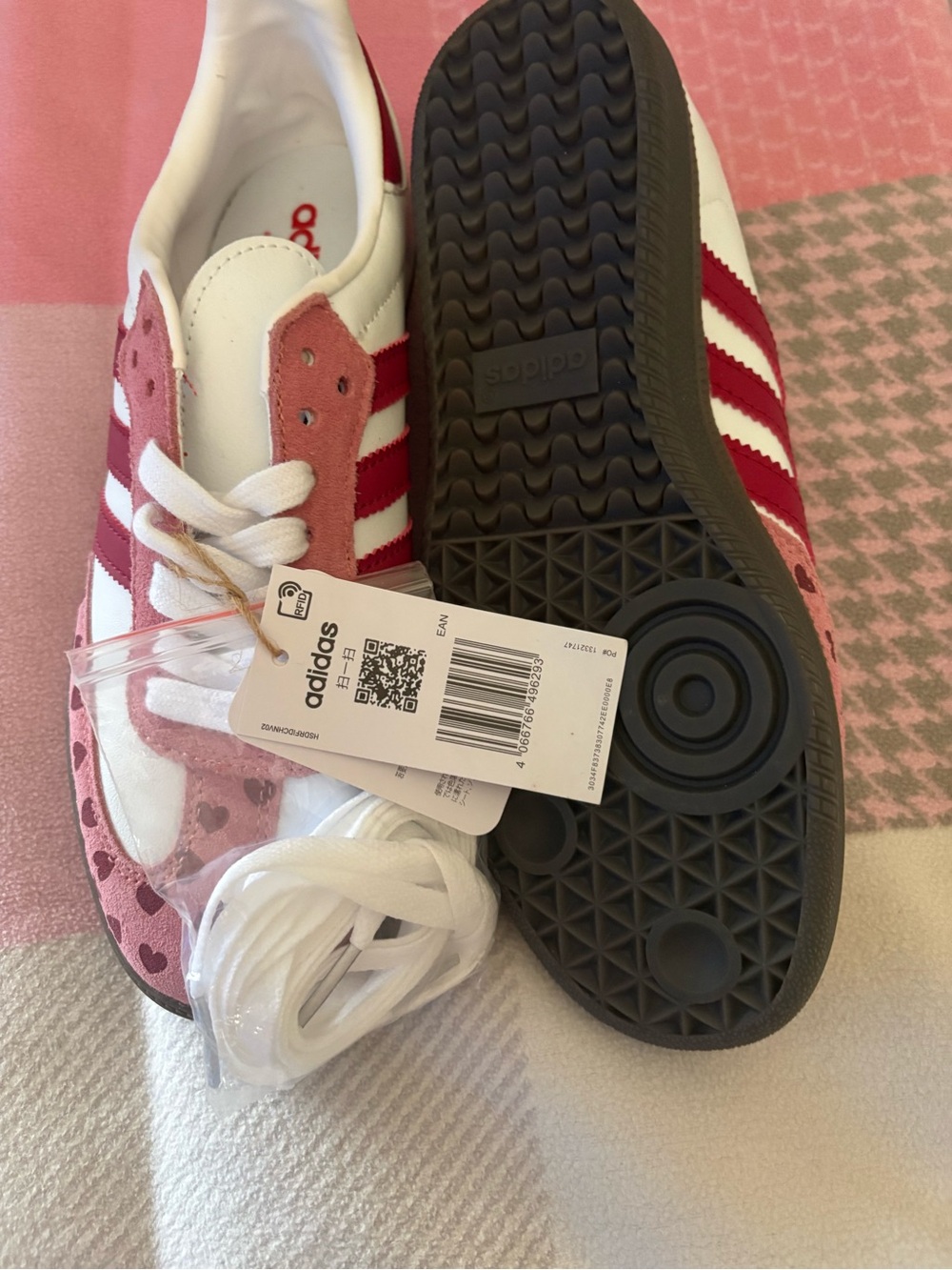 adidas Samba Kids Sneakers in White, Pink & Red - Picture 2 of 5